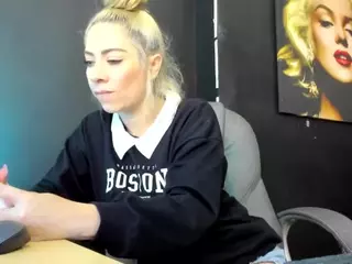 Viktoria-daviss's Live Sex Cam Show