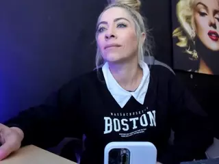 Viktoria-daviss's Live Sex Cam Show