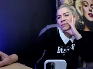 Viktoria-daviss's Live Sex Cam Show