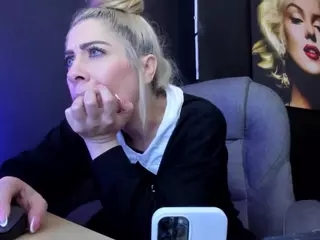 Viktoria-daviss's Live Sex Cam Show