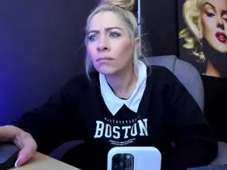 Viktoria-daviss's Live Sex Cam Show