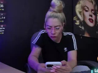 Viktoria-daviss's Live Sex Cam Show