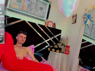 bigcockwhite777's Live Sex Cam Show