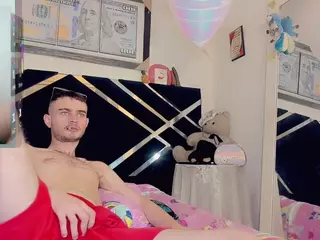 bigcockwhite777's Live Sex Cam Show