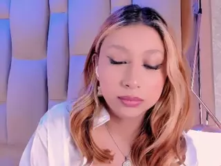 camillemilano's Live Sex Cam Show