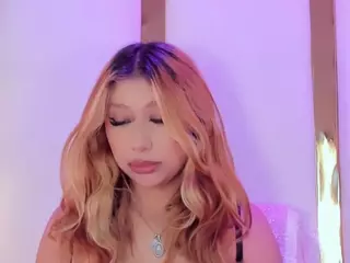camillemilano's Live Sex Cam Show