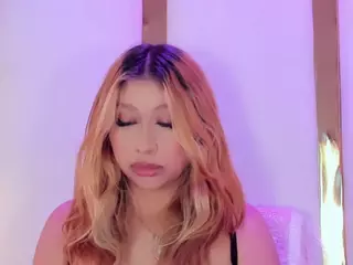 camillemilano's Live Sex Cam Show