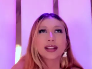 camillemilano's Live Sex Cam Show