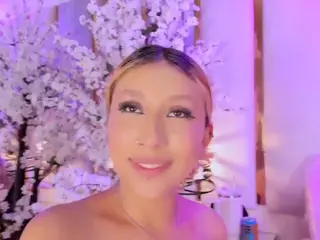 camillemilano's Live Sex Cam Show