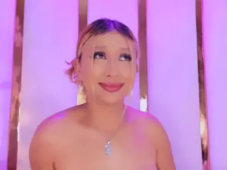 camillemilano's Live Sex Cam Show