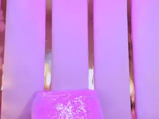 camillemilano's Live Sex Cam Show