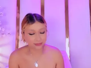 camillemilano's Live Sex Cam Show
