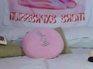 Cherry1Blossom's Live Sex Cam Show
