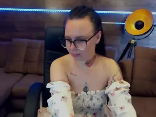 FuriosaGold's Live Sex Cam Show