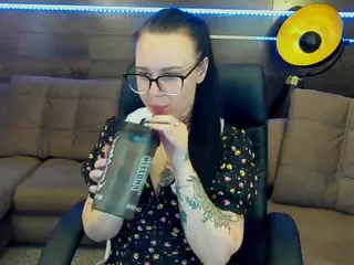 FuriosaGold's Live Sex Cam Show