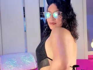 kyomiswan's Live Sex Cam Show