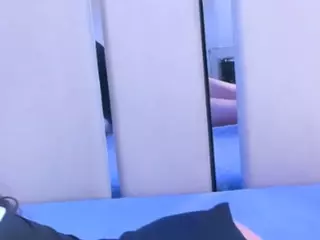 kyomiswan's Live Sex Cam Show
