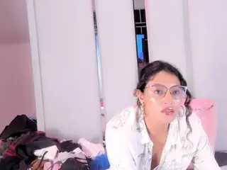 kyomiswan's Live Sex Cam Show