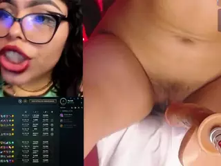 Nyveth's Live Sex Cam Show