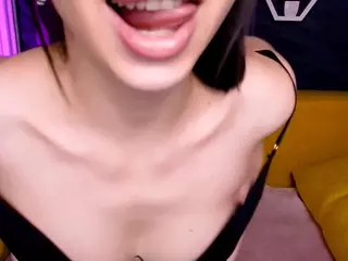 sheillawood's Live Sex Cam Show