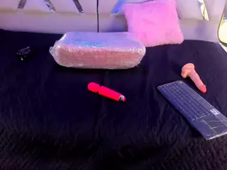 Aylaferrer's Live Sex Cam Show