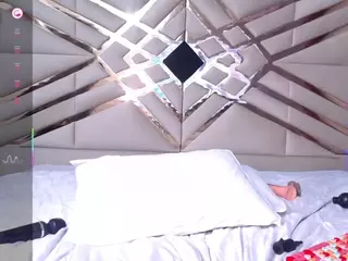 little-beillis's Live Sex Cam Show