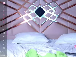 little-beillis's Live Sex Cam Show