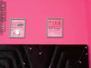 little-beillis's Live Sex Cam Show