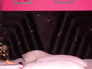 little-beillis's Live Sex Cam Show
