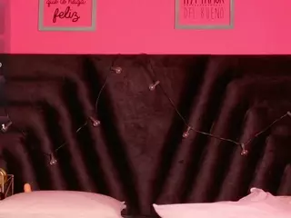 little-beillis's Live Sex Cam Show