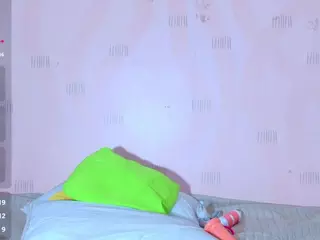 little-beillis's Live Sex Cam Show