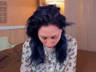 OdetteEllett's Live Sex Cam Show