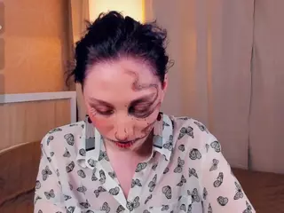 OdetteEllett's Live Sex Cam Show