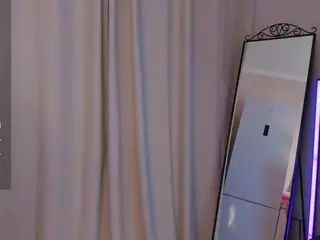 Trinity-Bunny's Live Sex Cam Show