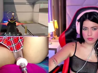 ValentinaGames's Live Sex Cam Show
