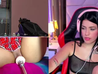 ValentinaGames's Live Sex Cam Show