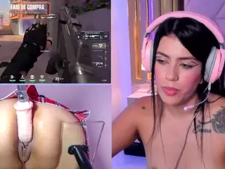 ValentinaGames's Live Sex Cam Show