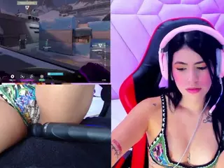 ValentinaGames's Live Sex Cam Show