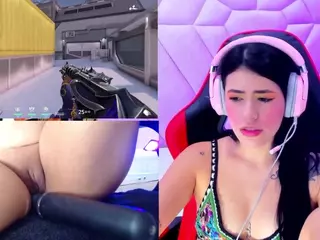 ValentinaGames's Live Sex Cam Show