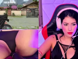 ValentinaGames's Live Sex Cam Show