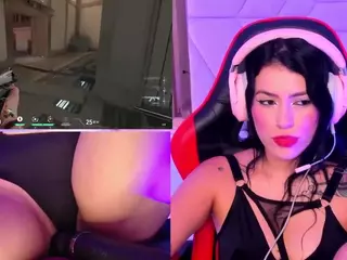 ValentinaGames's Live Sex Cam Show
