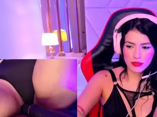ValentinaGames's Live Sex Cam Show