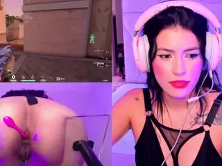 ValentinaGames's Live Sex Cam Show