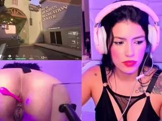 ValentinaGames's Live Sex Cam Show