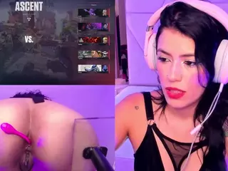 ValentinaGames's Live Sex Cam Show