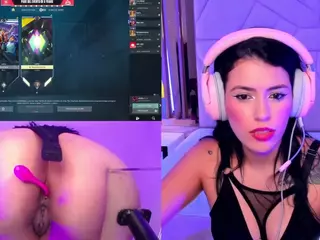 ValentinaGames's Live Sex Cam Show
