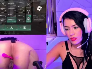 ValentinaGames's Live Sex Cam Show