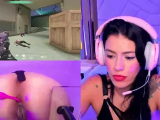ValentinaGames's Live Sex Cam Show