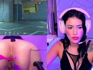 ValentinaGames's Live Sex Cam Show