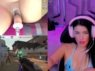 ValentinaGames's Live Sex Cam Show